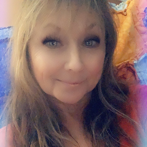 Meet your Posher, Pamela - Picture 13 of 14